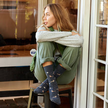 Load image into Gallery viewer, Socks that Protect Wolves