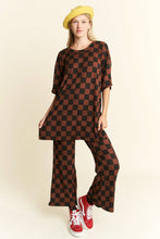 Load image into Gallery viewer, RIBBED CHECKERED PRINT TOP/STRAIGHT LEG PANTS SET