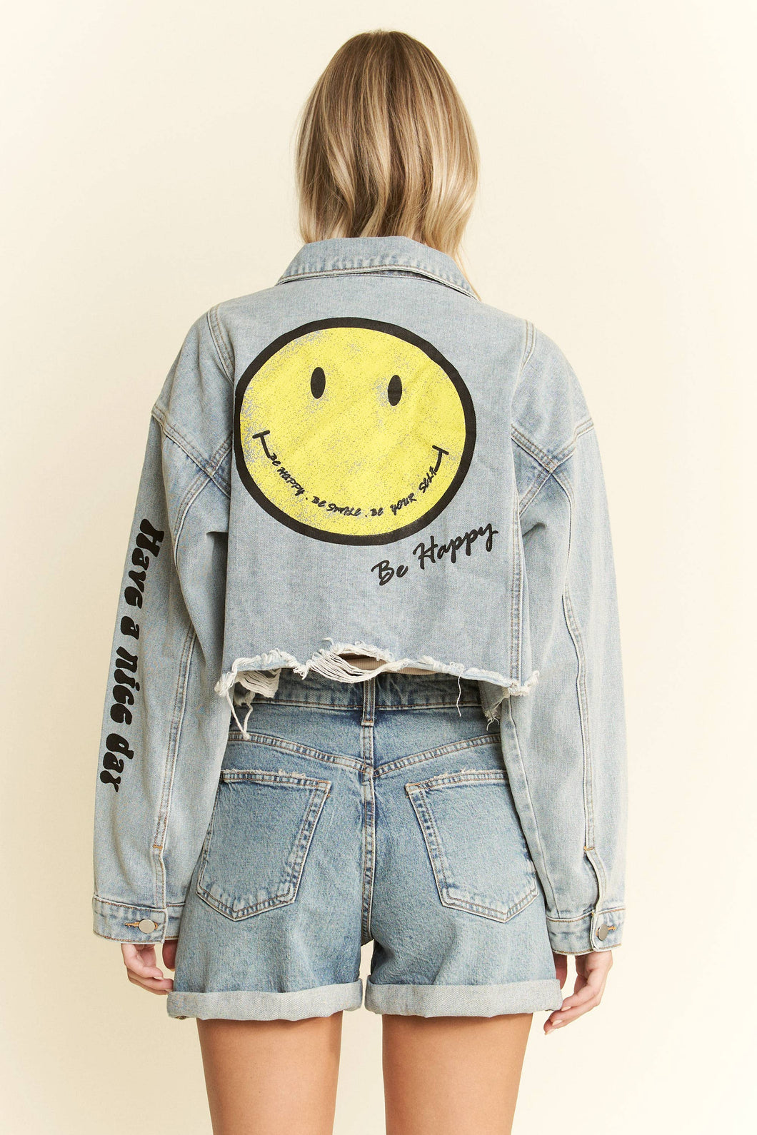 FRAYED HEM SMILEY PATCH CROPPED DENIM JACKET
