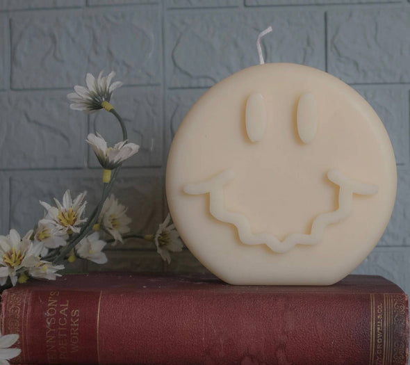 SMILEY FACE CANDLE | PILLAR: Blue and pink