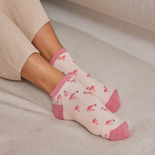 Load image into Gallery viewer, Ankle Socks that Protect Flamingos