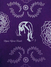 Load image into Gallery viewer, Microcosm Publishing &amp; Distribution - Open Your Heart Zine (Blank Journal)