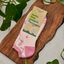 Load image into Gallery viewer, Ankle Socks that Protect Flamingos