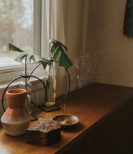 Load image into Gallery viewer, Jyotisha Incense Holder - Round