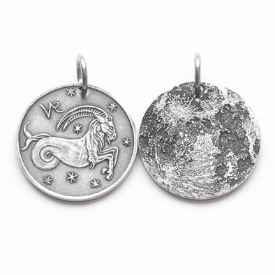 Zodiac Capricorn Moon Silver Charm