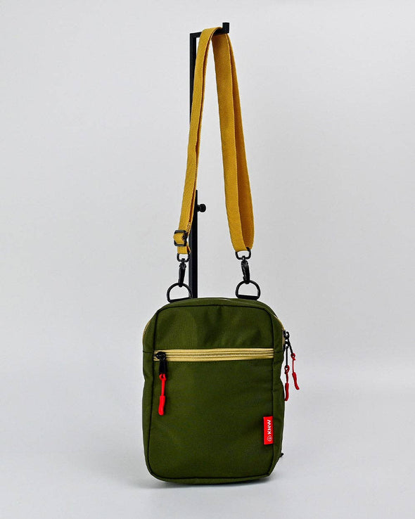 Keep Nature Wild - Crossbody Bag | Olive/Khaki