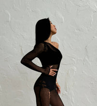 Load image into Gallery viewer, Dress &quot;Enchanting Mesh&quot;