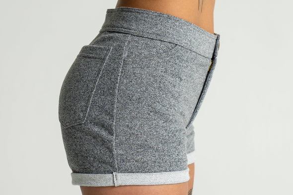 ANDROMEDA WOMEN'S SHORTS GRAY